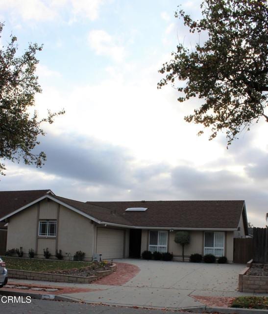 Foto del edificio - 113 Menlo Park Ave