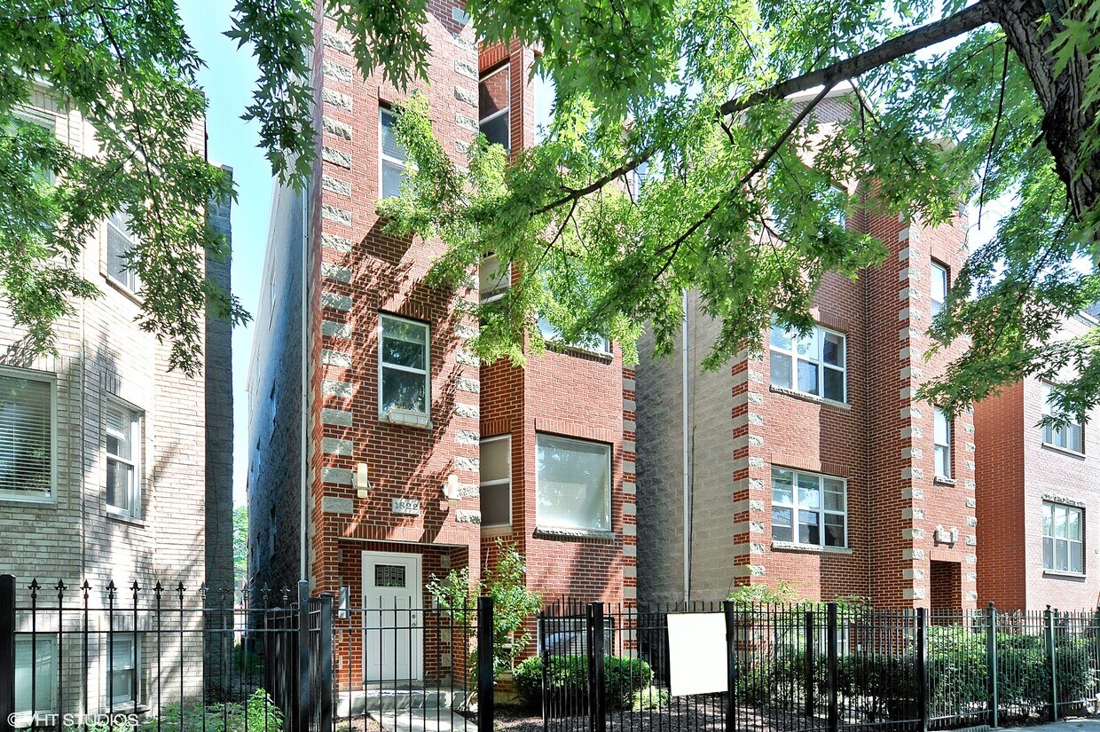 Primary Photo - 1822 W Ellen St