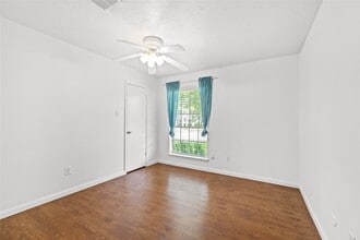 Building Photo - 11834 Mulholland Dr