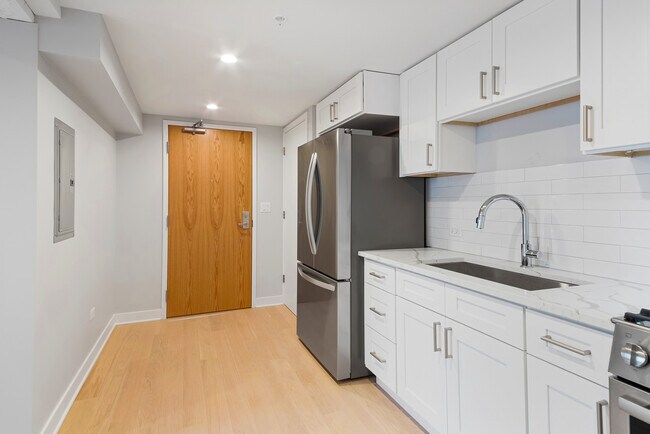 Foto del edificio - 4637 N Ashland Ave