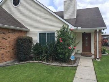 Primary Photo - 2712 Hardwood Dr