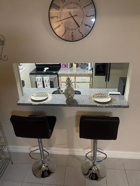 Foto del edificio - 6031 Shakerwood Cir