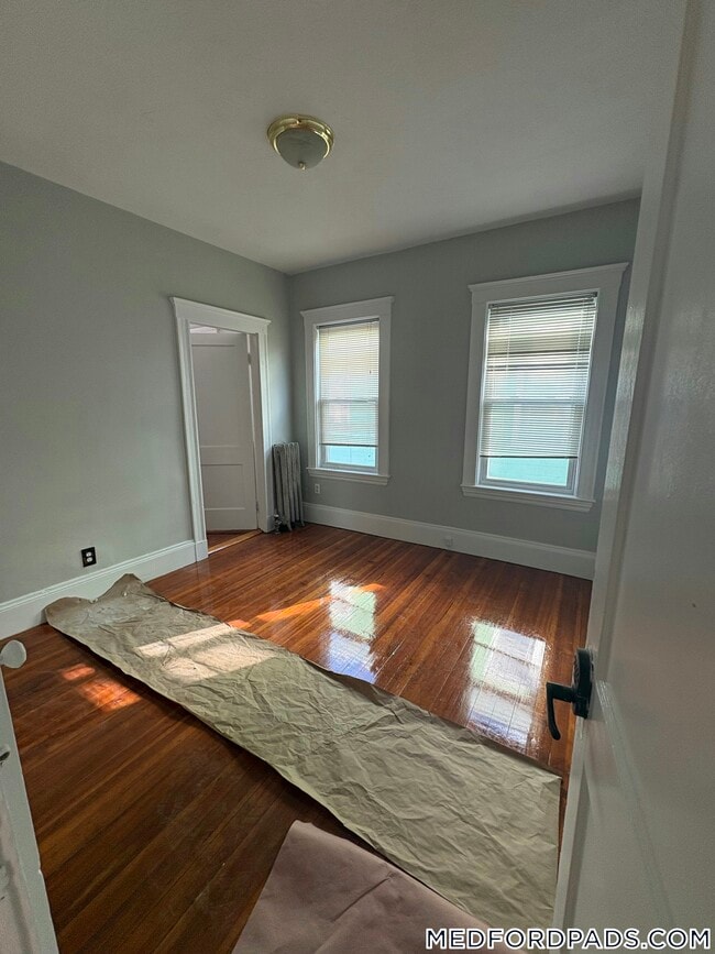 Building Photo - 156 Middlesex Ave