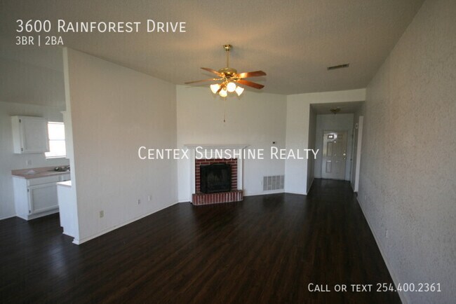 Foto del edificio - 3600 Rainforest Ln