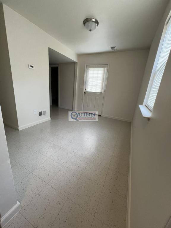 Foto del edificio - 32 Willow Ct