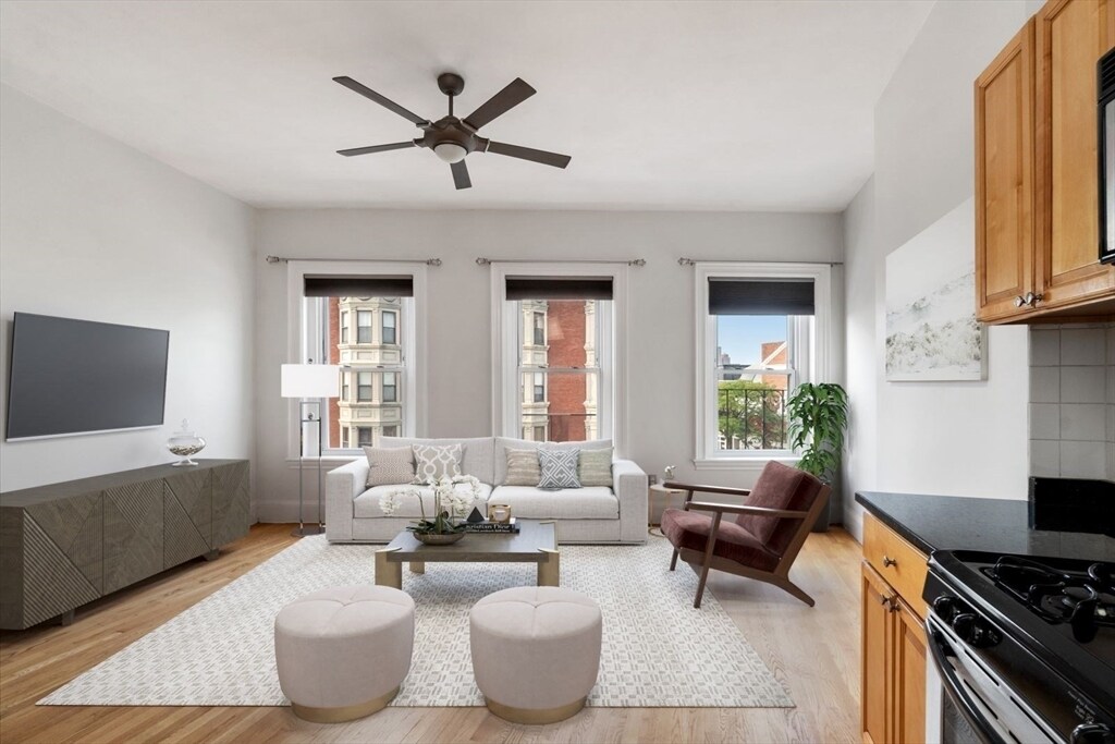 Foto principal - 104 Dorchester St
