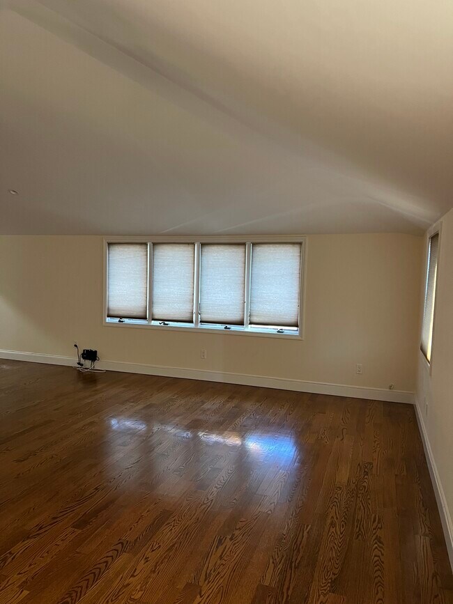 Building Photo - 4018 189th St