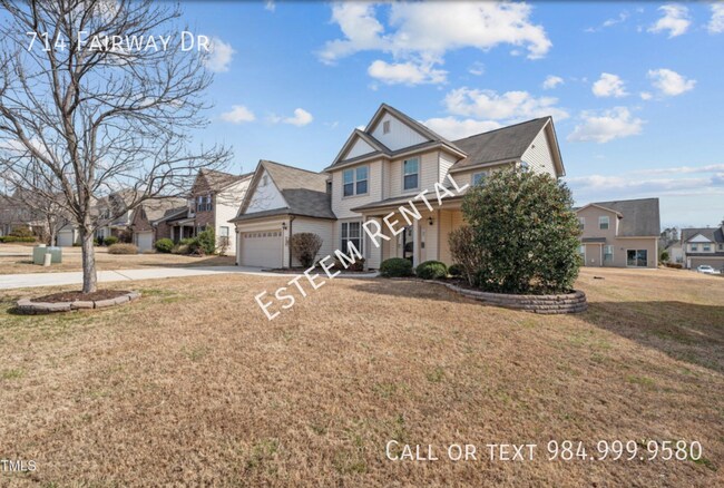 Building Photo - 714 Fairway Dr