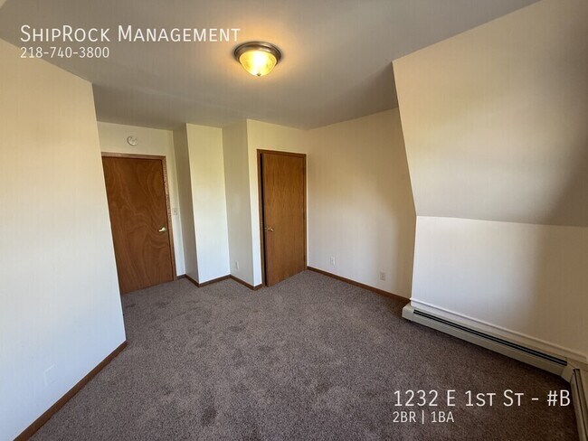 Foto del edificio - 1232 E 1st St