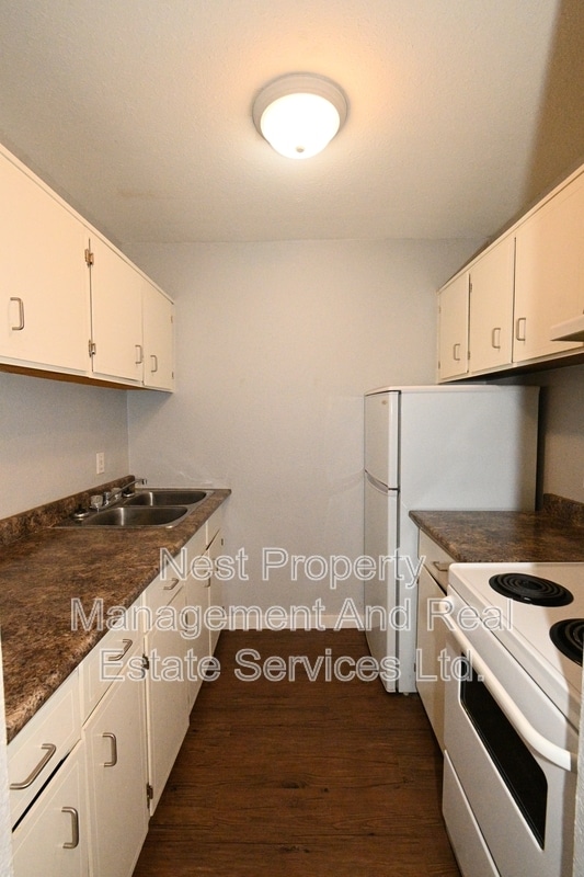 Primary Photo - 4280 Quentin Ave