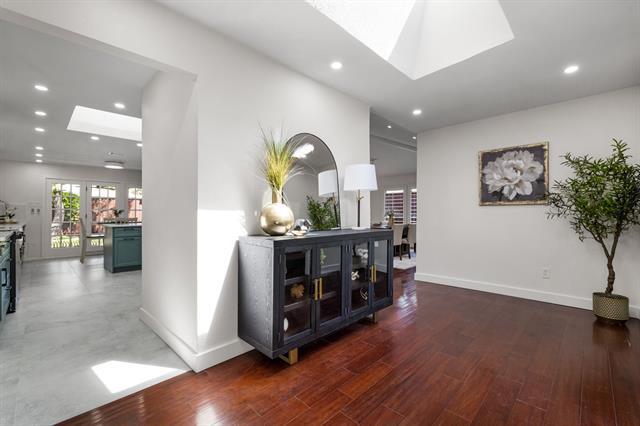 Building Photo - 6005 Daven Oaks Dr