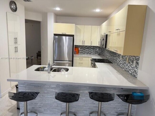 Foto del edificio - 10476 NW 61st St