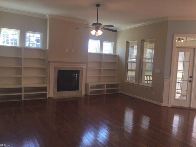 Foto del edificio - 1845 Rockwood Dr