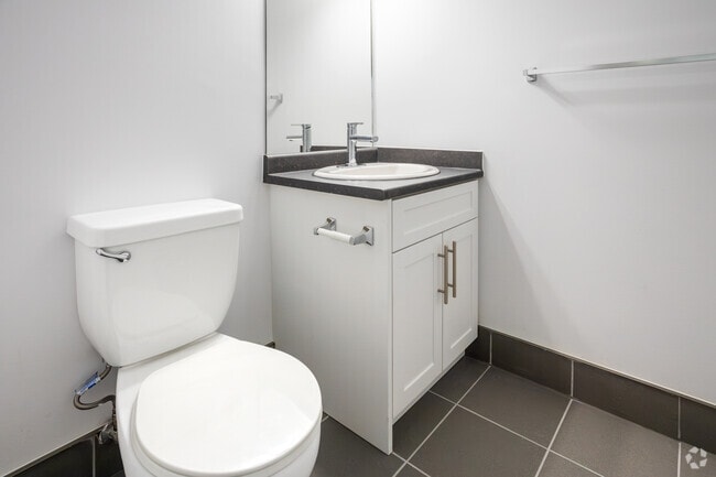 Interior Photo - Riverside Towers