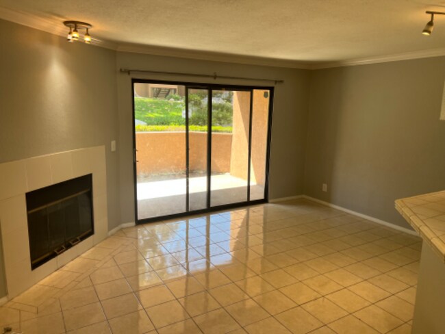 Foto del edificio - 10655 Lemon Ave