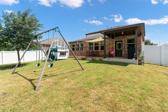 Building Photo - 5908 Lehman Way