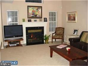 Foto del edificio - 51 Hearthstone Ln