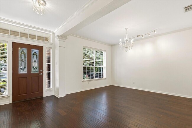 Foto del edificio - 10329 Kilmarnock Dr