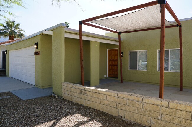 Foto del edificio - 54865 Avenida Vallejo