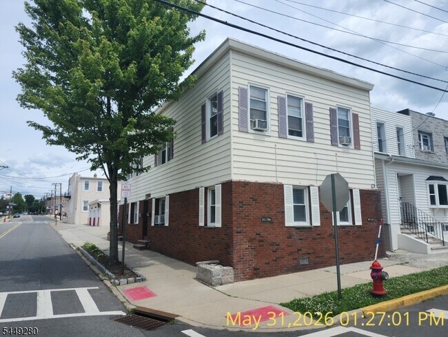 Building Photo - 301 Copeland Ave