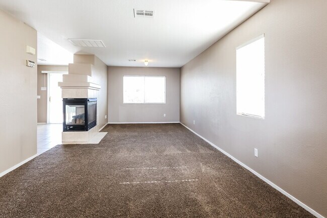 Foto del edificio - 8928 Square Knot Ave