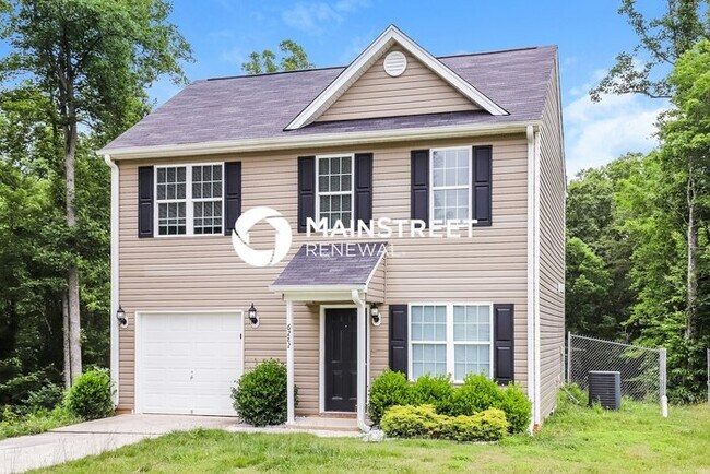 Foto del edificio - 3 Bedroom Pet-Friendly Home in RURAL HALL, NC with Main Street Renewal