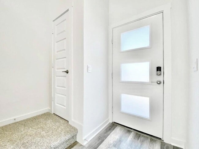 Foto del edificio - 7925 Linnie Ln