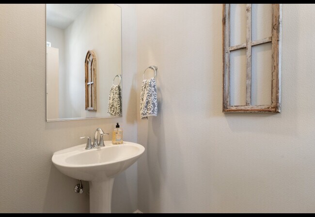 Foto del edificio - 31362 NW Brooking St