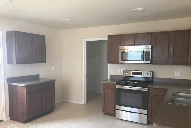 Foto del edificio - 1249 Wysteria Ln