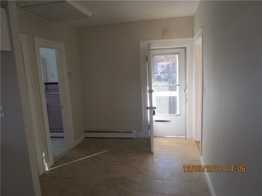 Building Photo - 2304 Woodbridge Ave