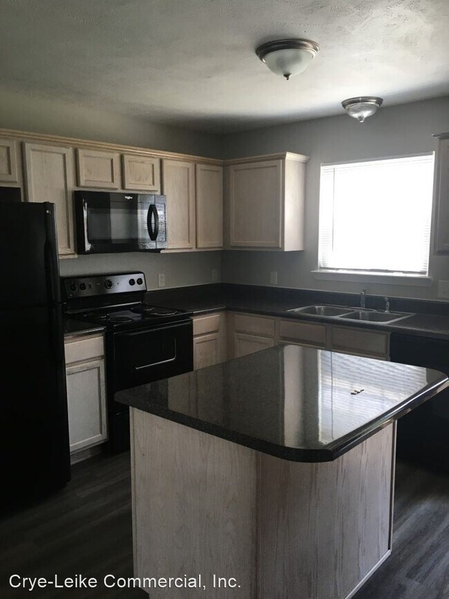 Building Photo - 2 br, 2.5 bath House - 6018 Cullen Dr