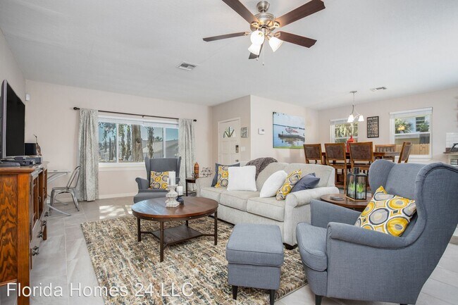 Building Photo - 3 br, 2 bath House - 610 W Maud Street