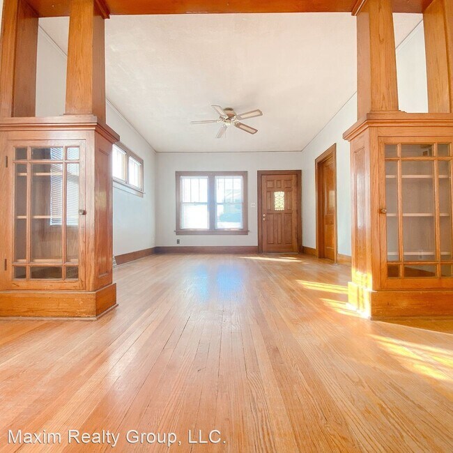 Building Photo - 3 br, 2 bath House - 4423 S 40 ST