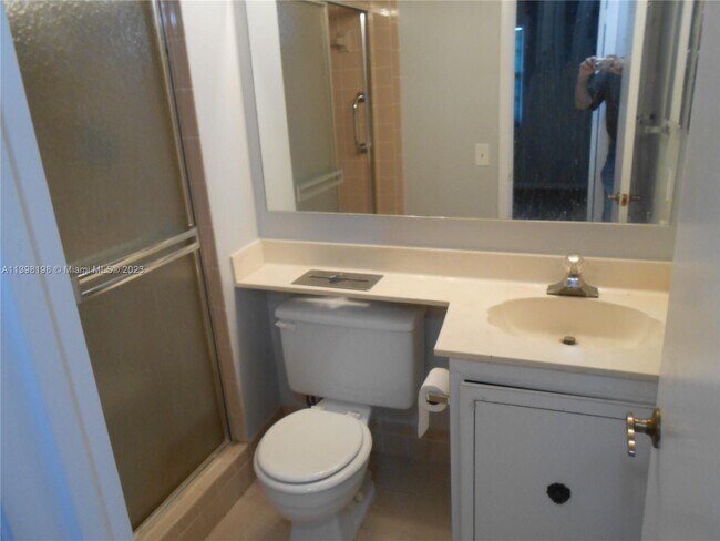 Foto del edificio - 3150 W Rolling Hills Cir