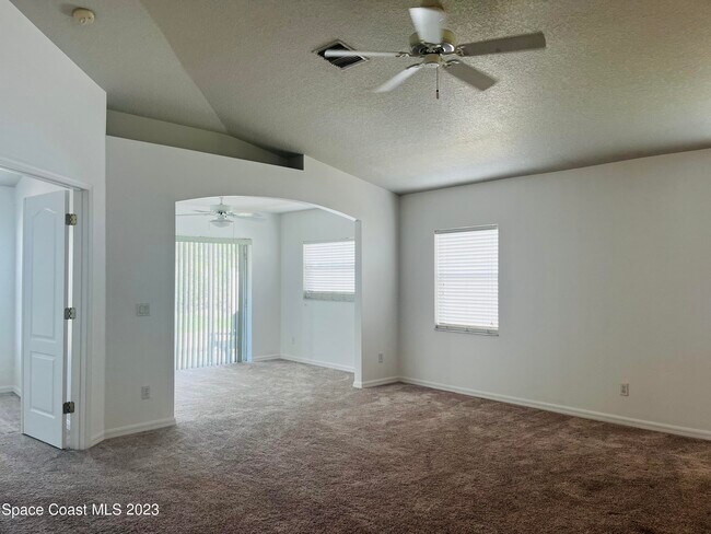 Foto del edificio - 838 Macon Dr