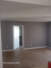 Building Photo - 10110 Forum Park Dr