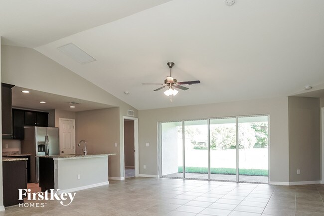 Foto del edificio - 609 SW 13th Terrace