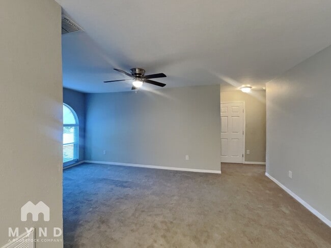 Building Photo - 6245 29th Way N