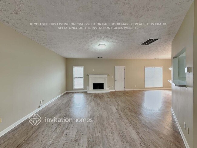 Foto del edificio - 1220 Norwalk Trce