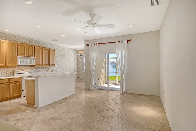 Foto del edificio - 3456 Parkridge Cir