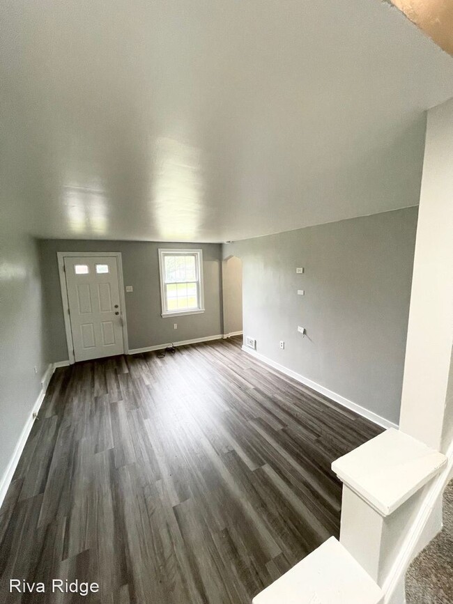 Building Photo - 2 br, 1 bath House - 160 Collins Drive