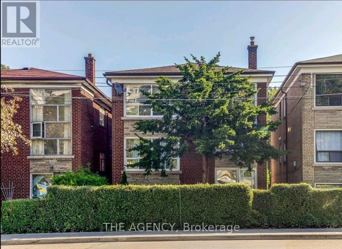 Photo principale - 75 Keele St