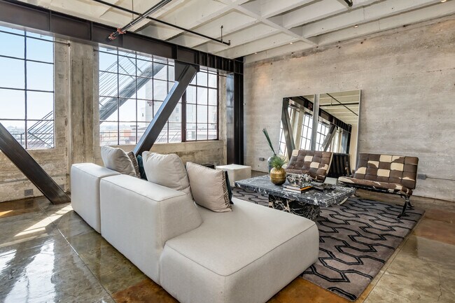 Foto del edificio - 10 Mint Plaza