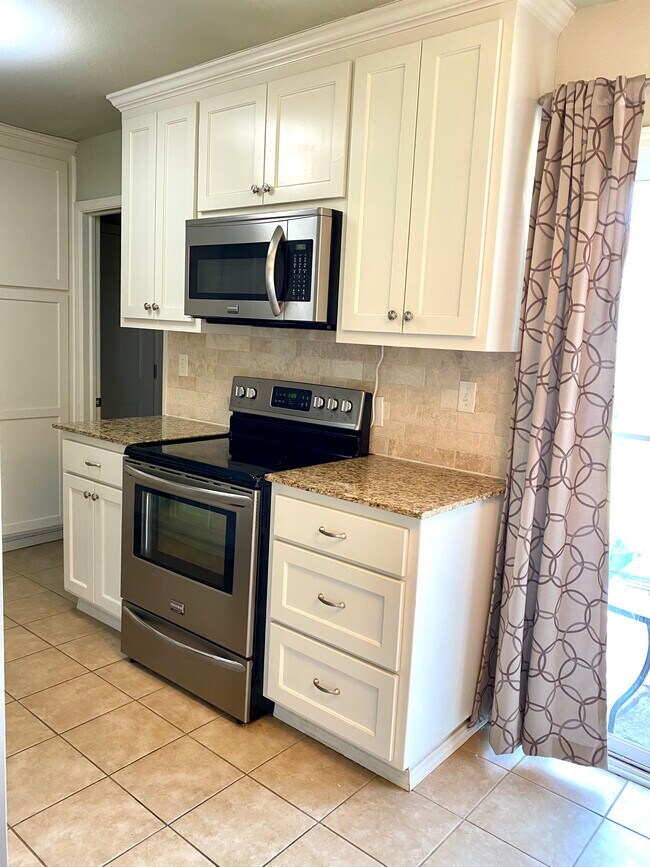 Foto del edificio - 3908 E 60th Pl