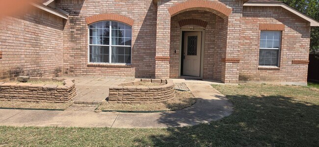 Building Photo - 6009 Graphite Dr
