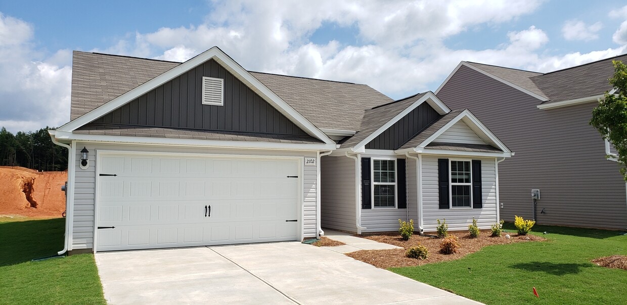 Building Photo - 2102 Ram Rd