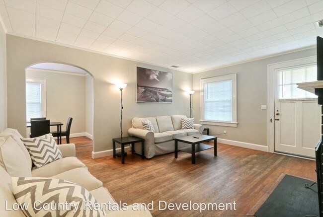 Foto del edificio - 2105 E 41st St