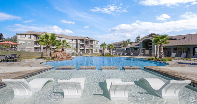 Verandas at Alamo Ranch Apartments