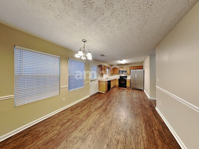 Foto del edificio - 1137 Baileys Ct