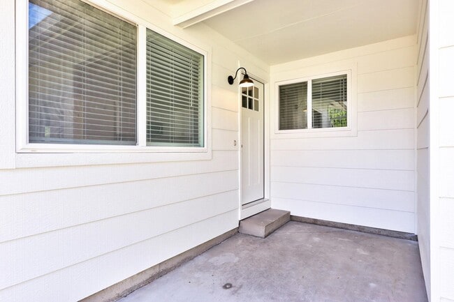 Building Photo - Hoff Dr. Duplex